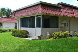 570 Laconia Circle